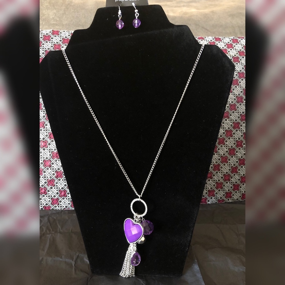 Beautiful Paparazzi Necklaces